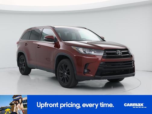Red 2019 Toyota Highlander SE