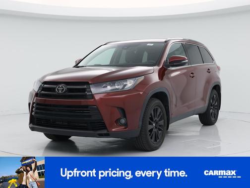 Red 2019 Toyota Highlander SE