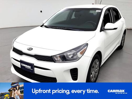 White 2019 Kia Rio S