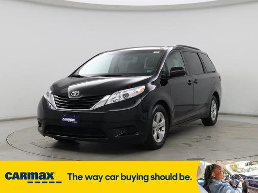 2017 Toyota Sienna LE