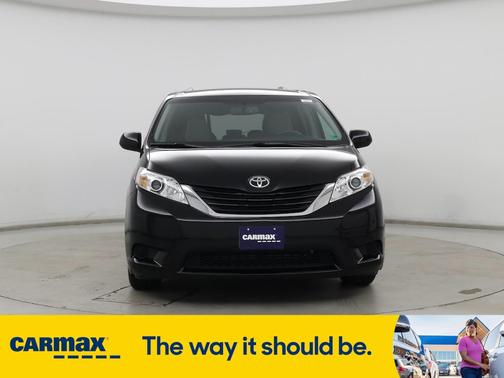 2017 Toyota Sienna LE
