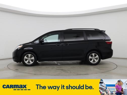 2017 Toyota Sienna LE