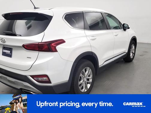 2019 Hyundai SANTA FE SE