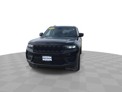 2024 Jeep Grand Cherokee Altitude