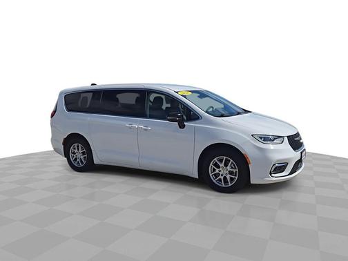Bright White Clearcoat 2024 Chrysler Pacifica Touring L