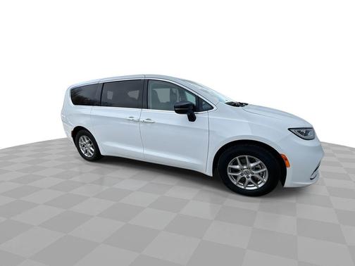 Bright White Clearcoat 2024 Chrysler Pacifica Touring L