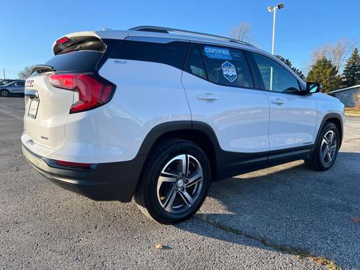 2021 GMC Terrain SLT