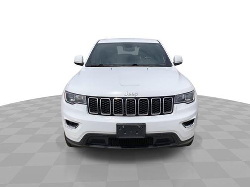 Bright White Clearcoat 2020 Jeep Grand Cherokee Laredo