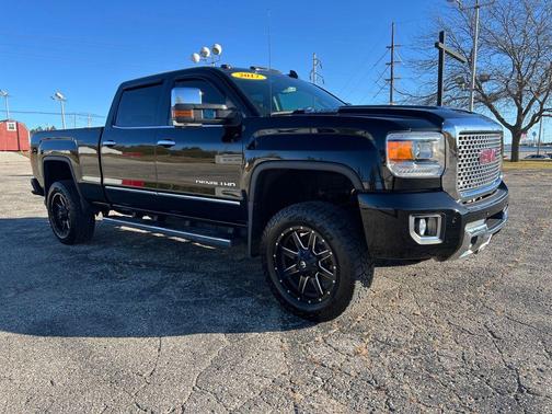 2017 GMC Sierra 2500 Denali