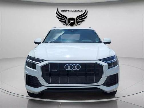 2020 Audi Q8 55 Premium Plus