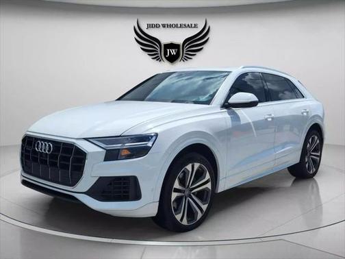 2020 Audi Q8 55 Premium Plus