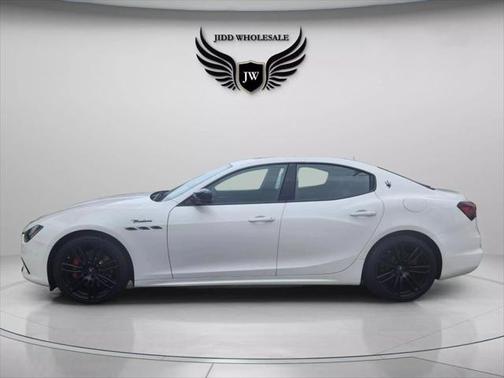 2022 Maserati Ghibli Modena