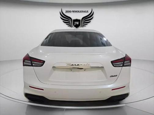 2022 Maserati Ghibli Modena