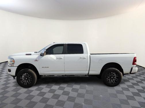 2024 RAM 2500 Laramie Crew Cab 4x4 6'4' Box