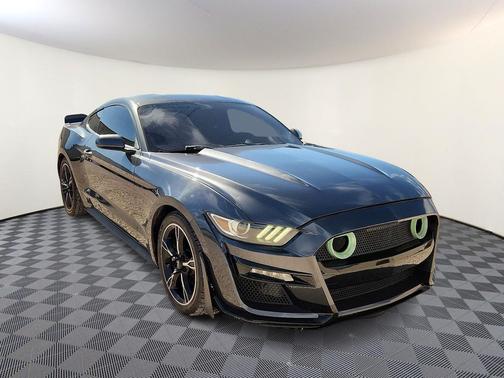 2017 Ford Mustang V6