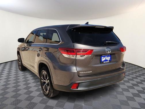 2019 Toyota Highlander LE Plus