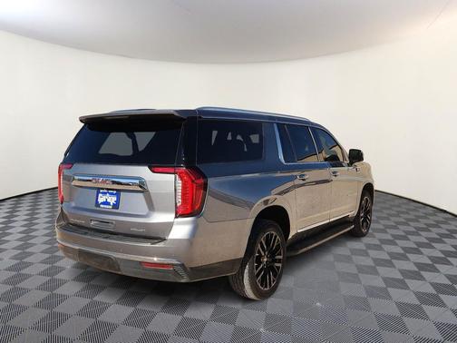 2021 GMC Yukon XL SLT