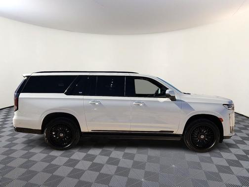 2023 Cadillac Escalade ESV Premium Luxury Platinum