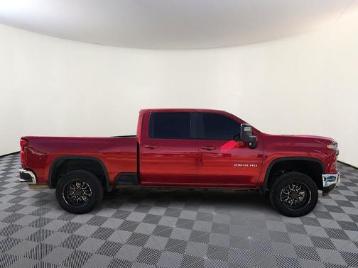 Radiant Red Tintcoat 2024 Chevrolet Silverado 2500 LT