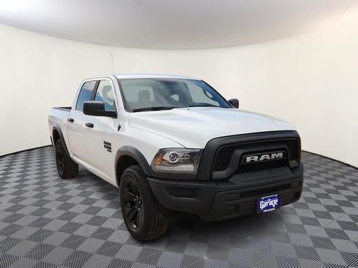 2024 RAM 1500 Classic Warlock Crew Cab 4x4 5'7' Box