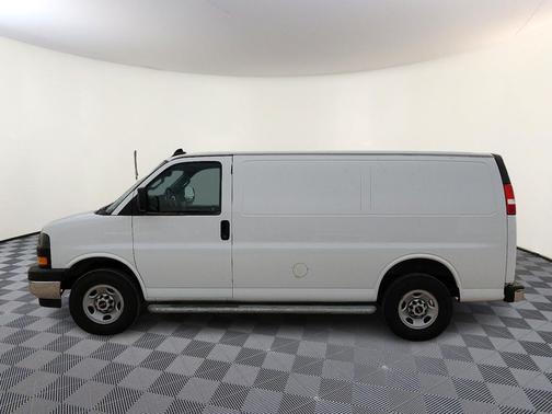 2024 GMC Savana 2500 Work Van