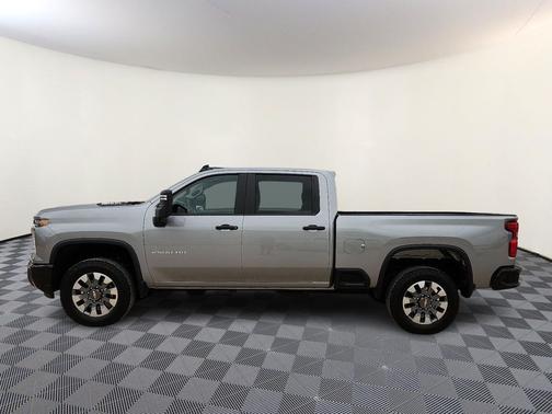 2025 Chevrolet Silverado 2500 Custom