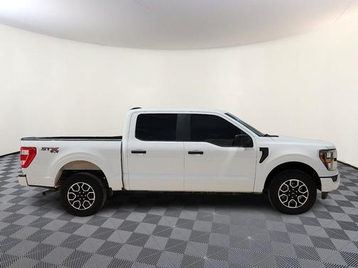 Oxford White 2023 Ford F-150 XL