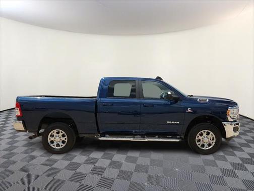 2022 RAM 2500 Big Horn Crew Cab 4x4 6'4' Box