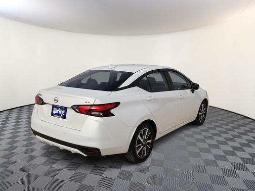 2021 Nissan Versa 1.6 SV