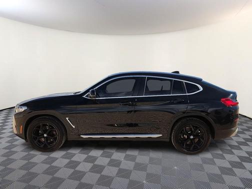 2022 BMW X4 xDrive30i