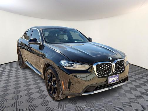 2022 BMW X4 xDrive30i