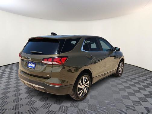 Harvest Bronze Metallic 2024 Chevrolet Equinox 1LT