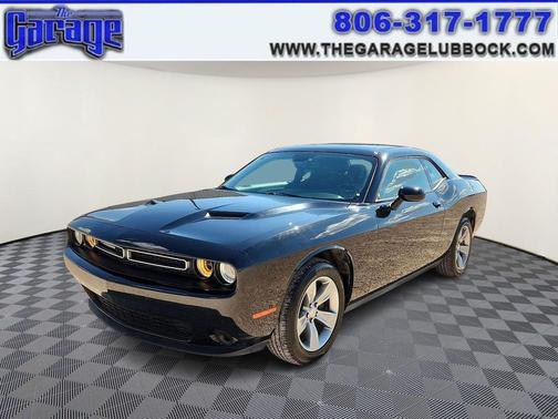 2021 Dodge Challenger SXT