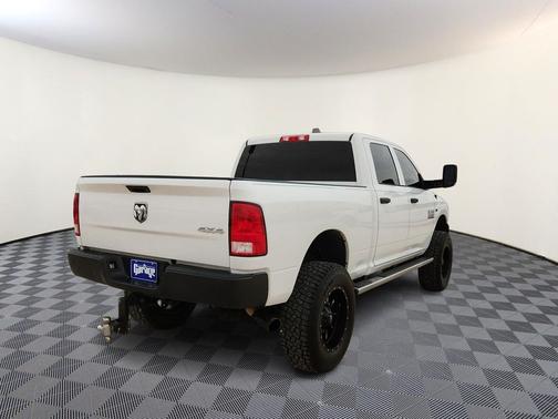 Bright White Clearcoat 2018 RAM 2500 Tradesman Crew Cab 4x4 6'4' Box