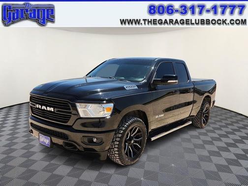 Diamond Black Crystal Pearlcoat 2021 RAM 1500 Lone Star