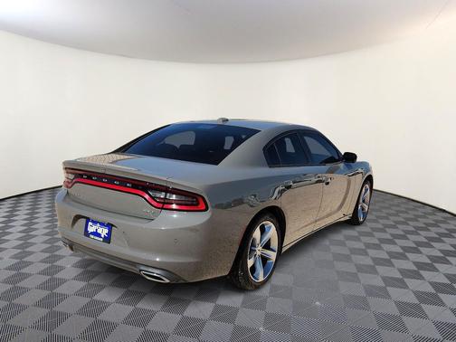 2018 Dodge Charger SXT Plus