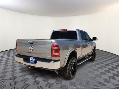 2022 RAM 2500 Laramie Crew Cab 4x4 6'4' Box