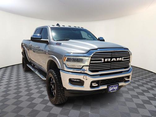 2022 RAM 2500 Laramie Crew Cab 4x4 6'4' Box