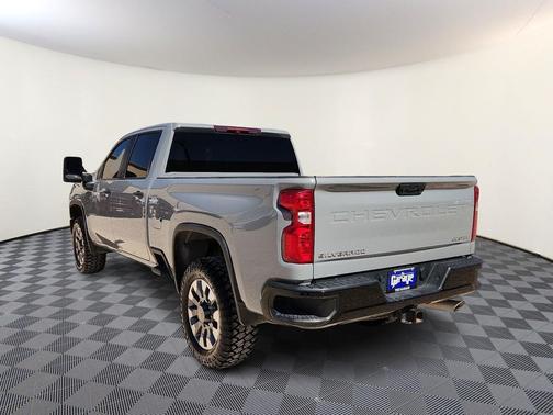 2024 Chevrolet Silverado 2500 Custom