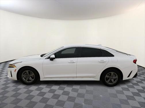 2022 Kia K5 LXS