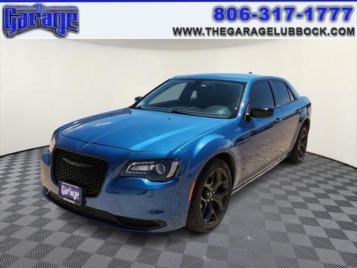 2022 Chrysler 300 Touring