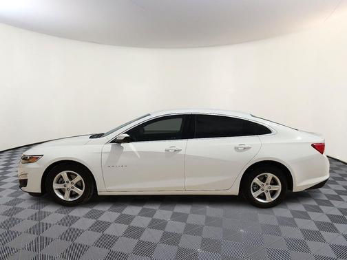 Summit White 2024 Chevrolet Malibu 1LS
