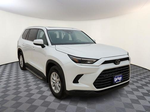 Wind Chill Pearl 2025 Toyota Grand Highlander XLE