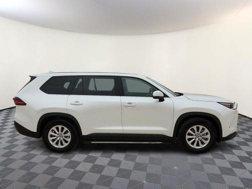 Wind Chill Pearl 2025 Toyota Grand Highlander XLE