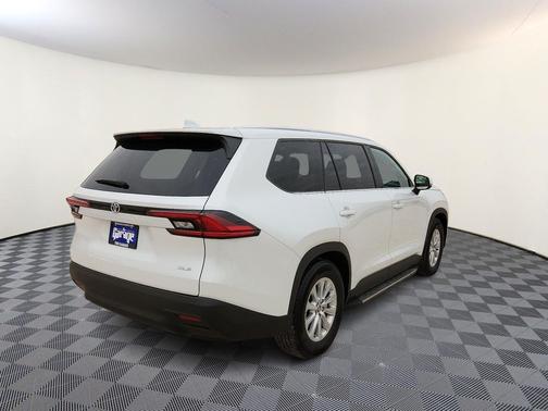 Wind Chill Pearl 2025 Toyota Grand Highlander XLE