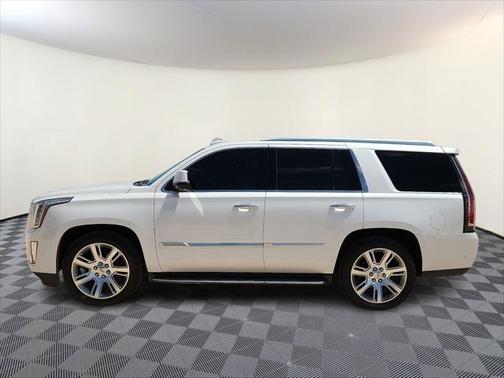 2020 Cadillac Escalade Luxury