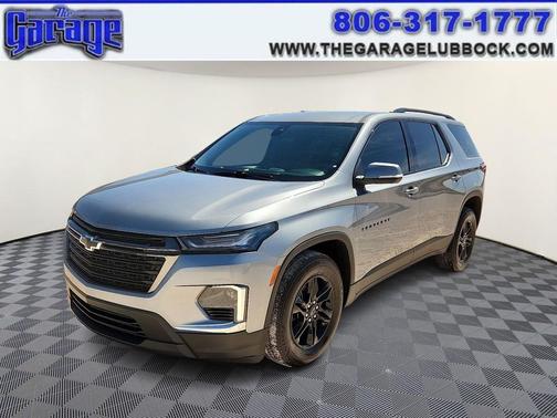Sterling Gray Metallic 2023 Chevrolet Traverse LT Cloth