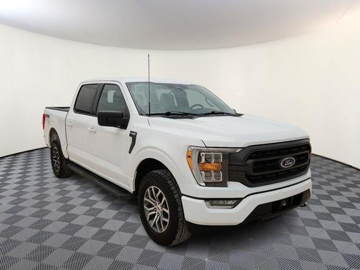 Oxford White 2023 Ford F-150 XLT