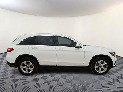2018 Mercedes-Benz GLC 300 Base