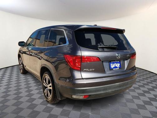 2018 Honda Pilot EX